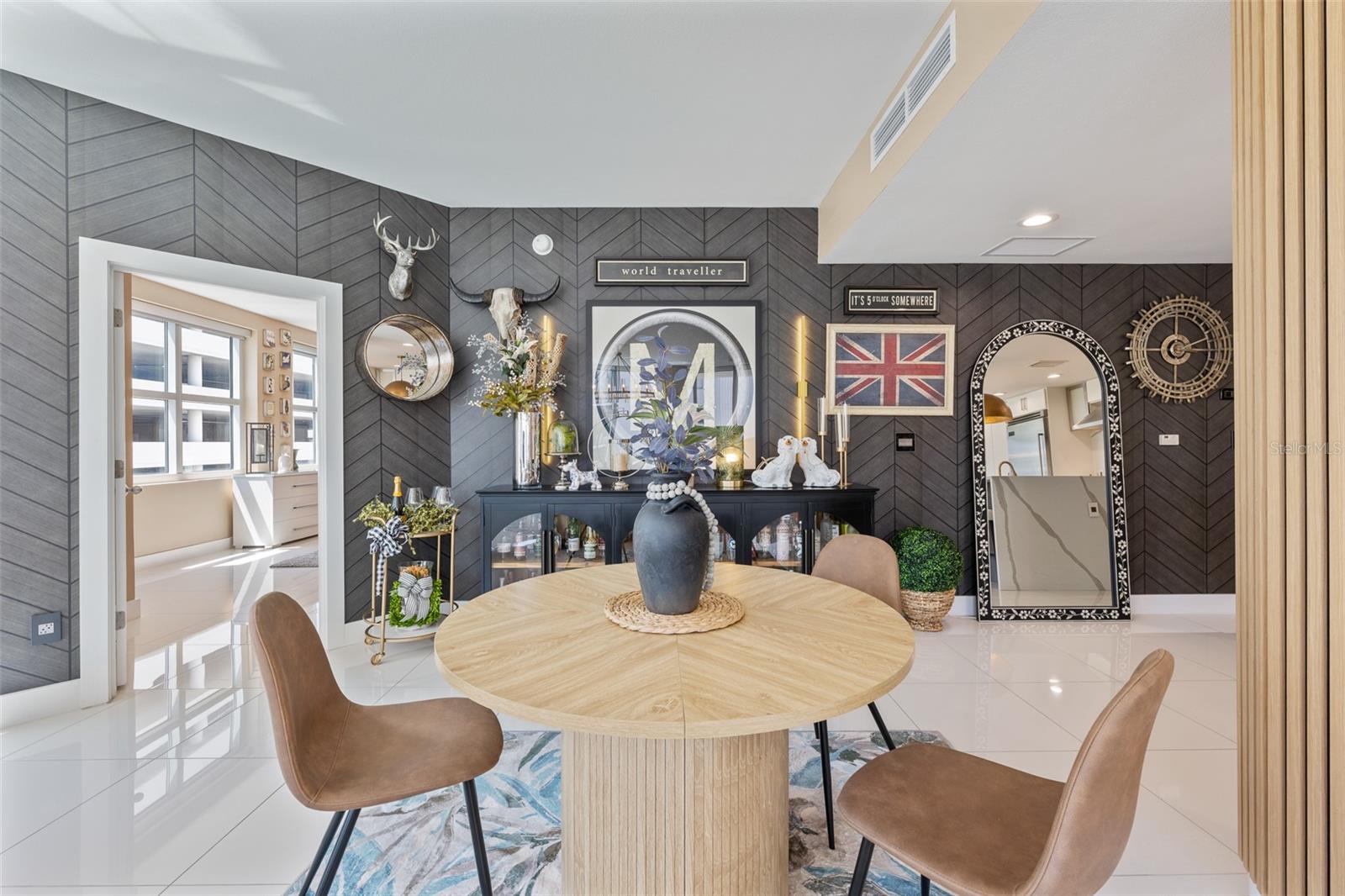 1208 E KENNEDY BLVD #410 — photo 11