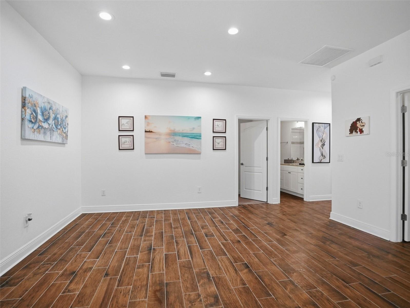 3518 E 27TH AVE — photo 23
