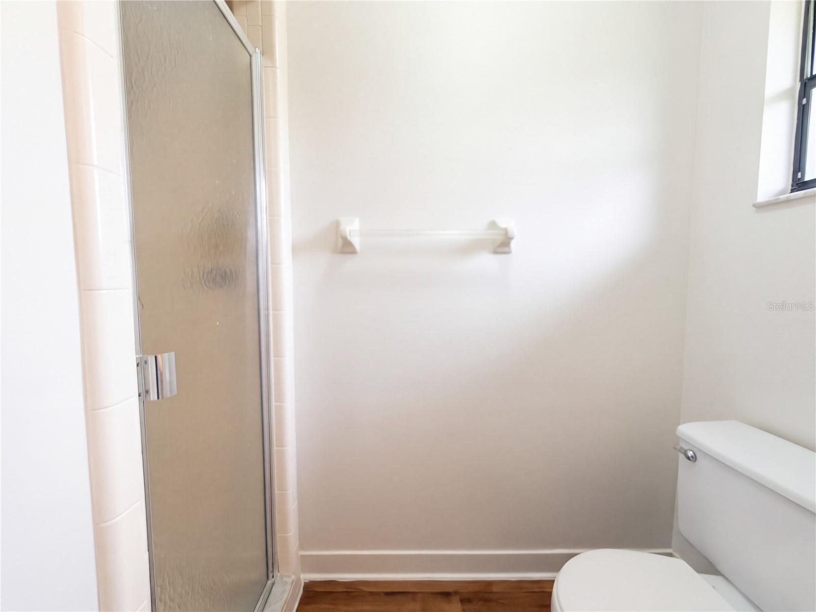 6410 HERITAGE LN — photo 12