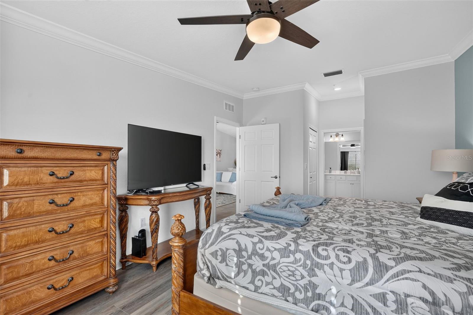 5685 PALMER CIR #202 — photo 27