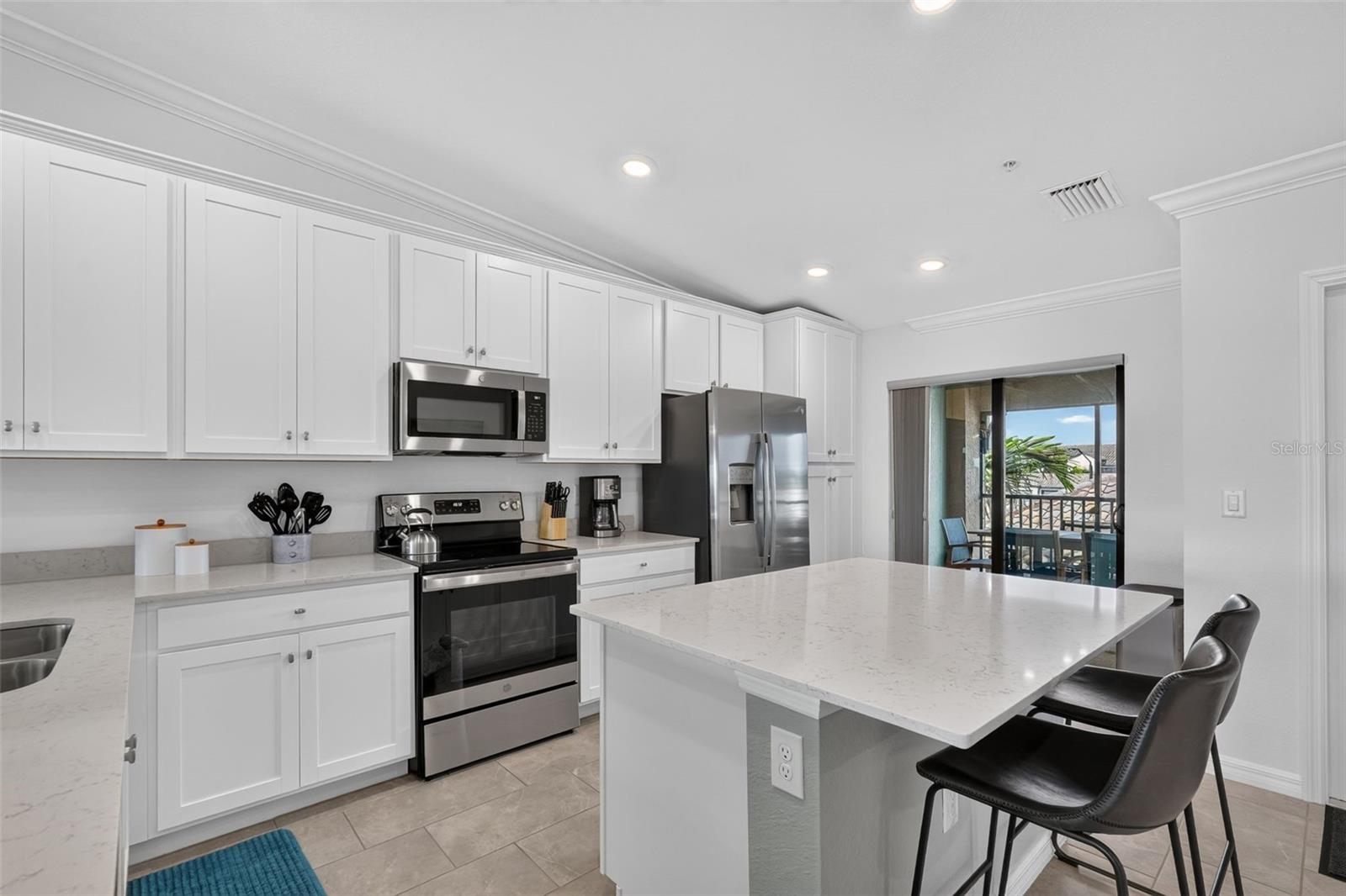 5685 PALMER CIR #202 — photo 15