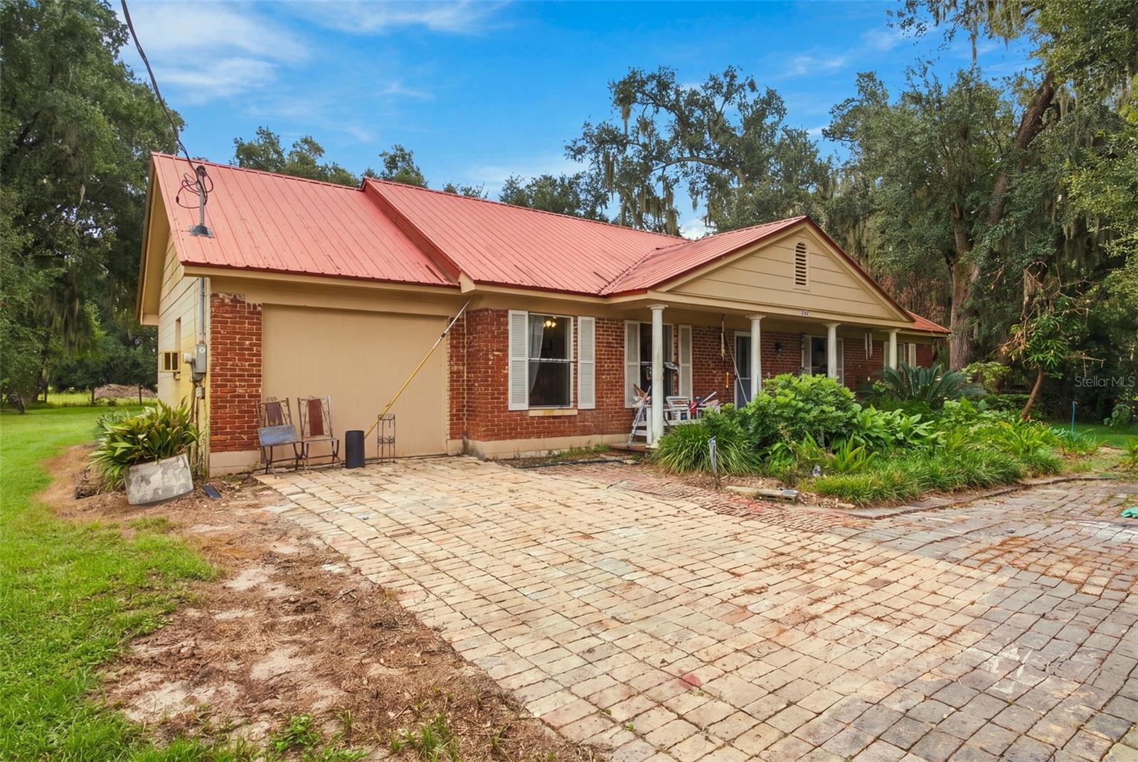 2647 MCINTOSH RD — photo 36