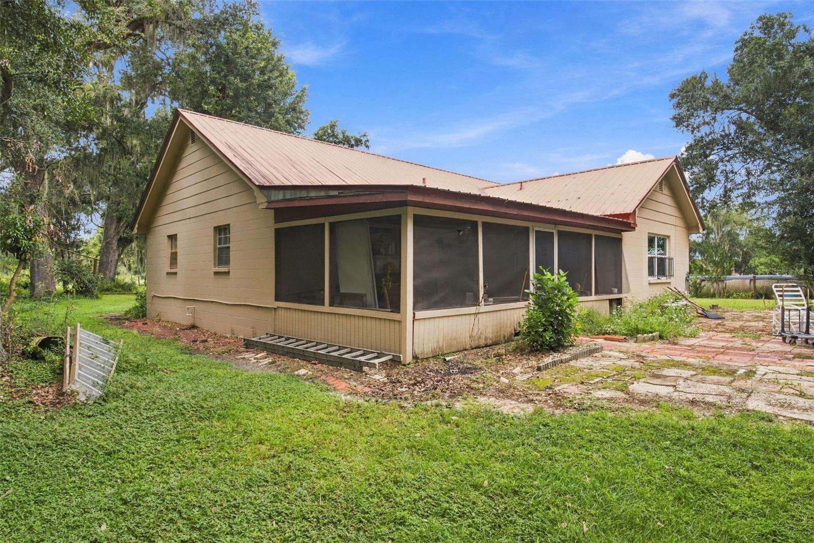 2647 MCINTOSH RD — photo 31