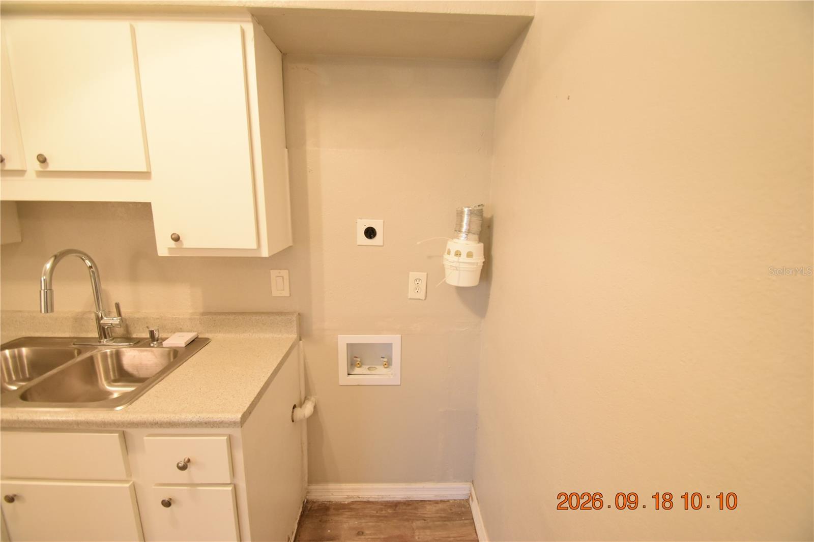 302 DANUBE AVE #3 — photo 10