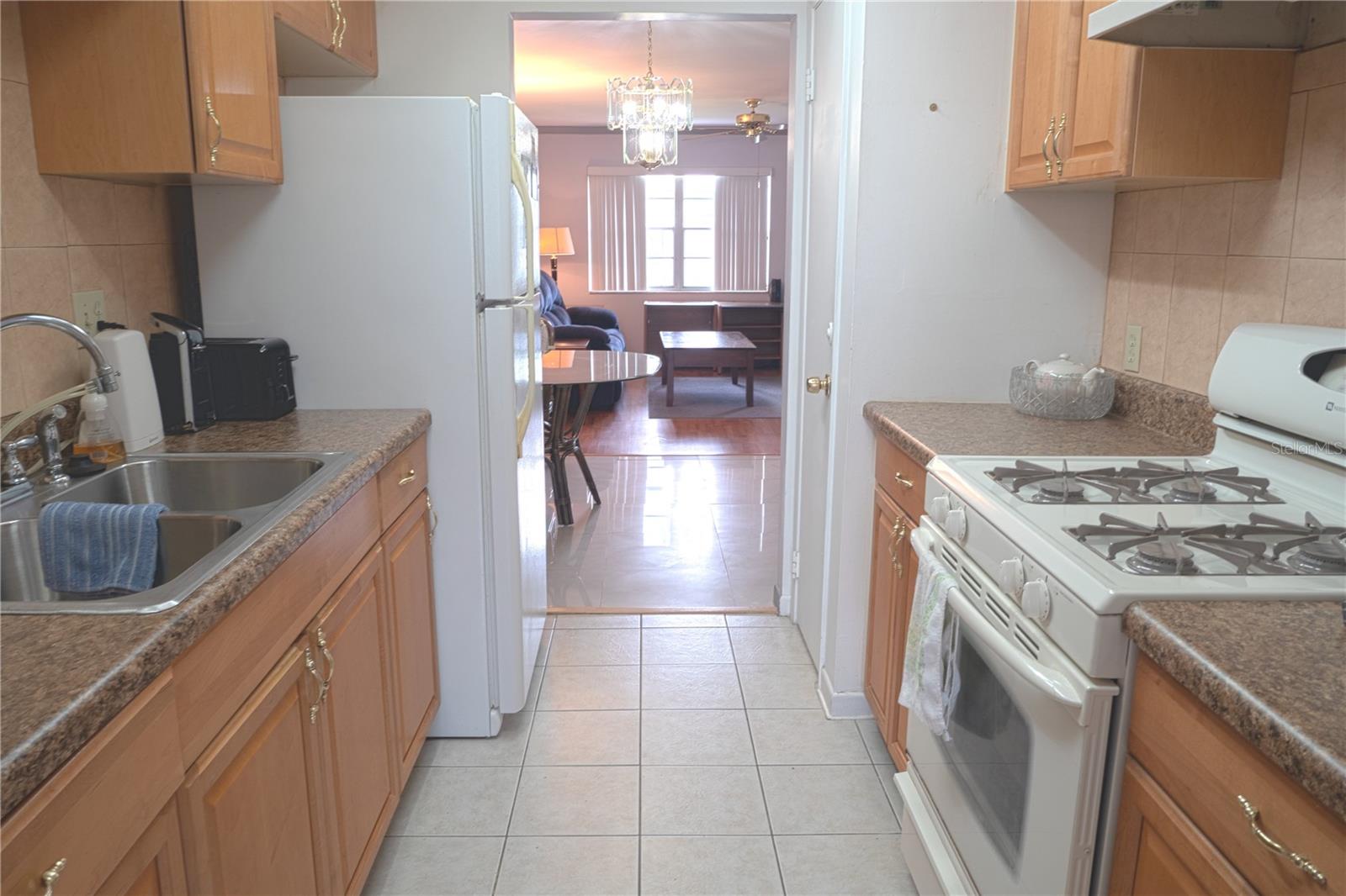 5900 21ST ST N #6 — photo 8