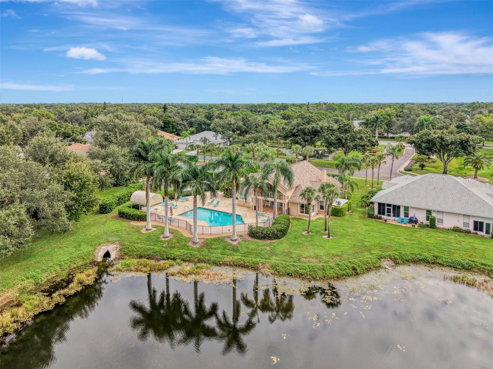 426 BERMUDA ISLES CIR — photo 95
