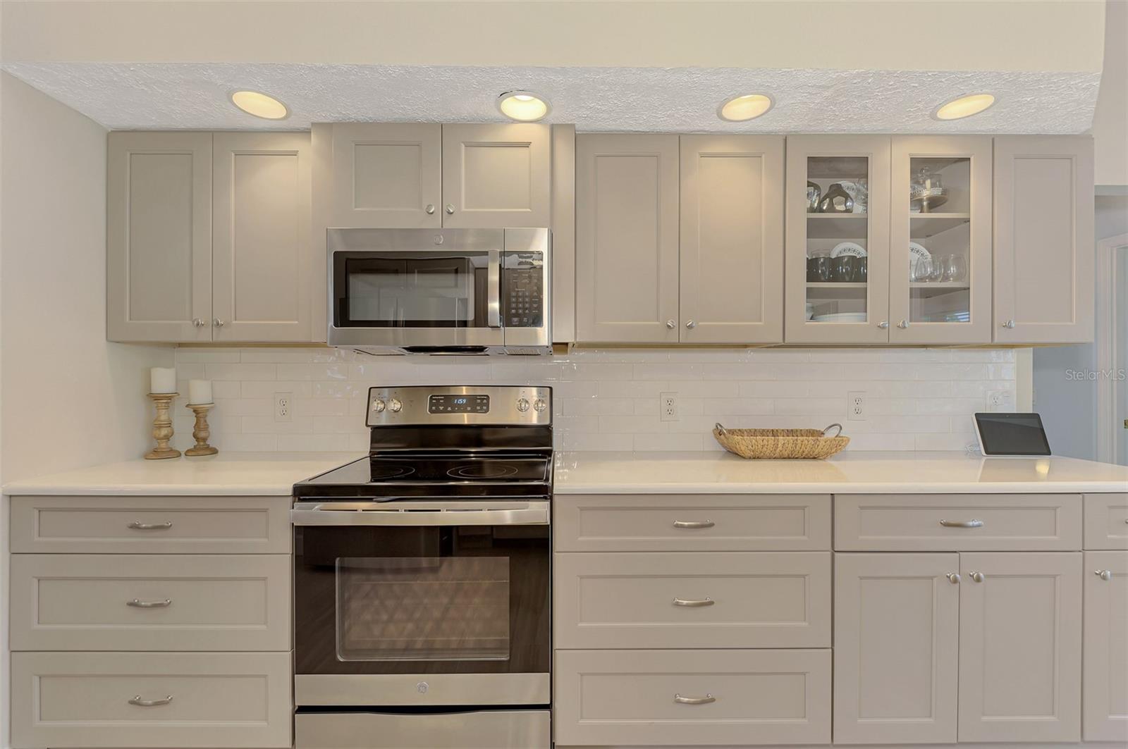426 BERMUDA ISLES CIR — photo 27