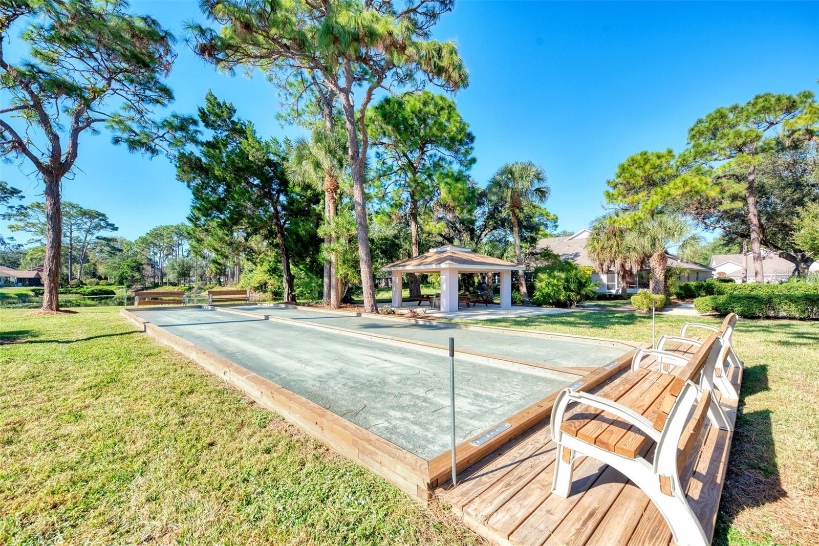 426 BERMUDA ISLES CIR — photo 94