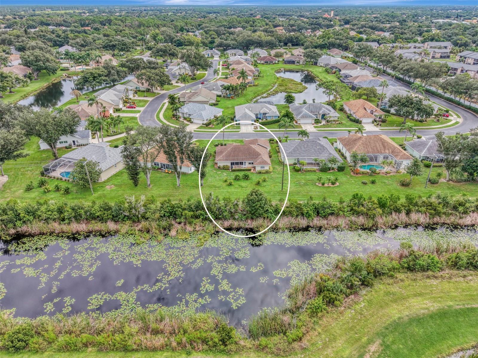 426 BERMUDA ISLES CIR — photo 58