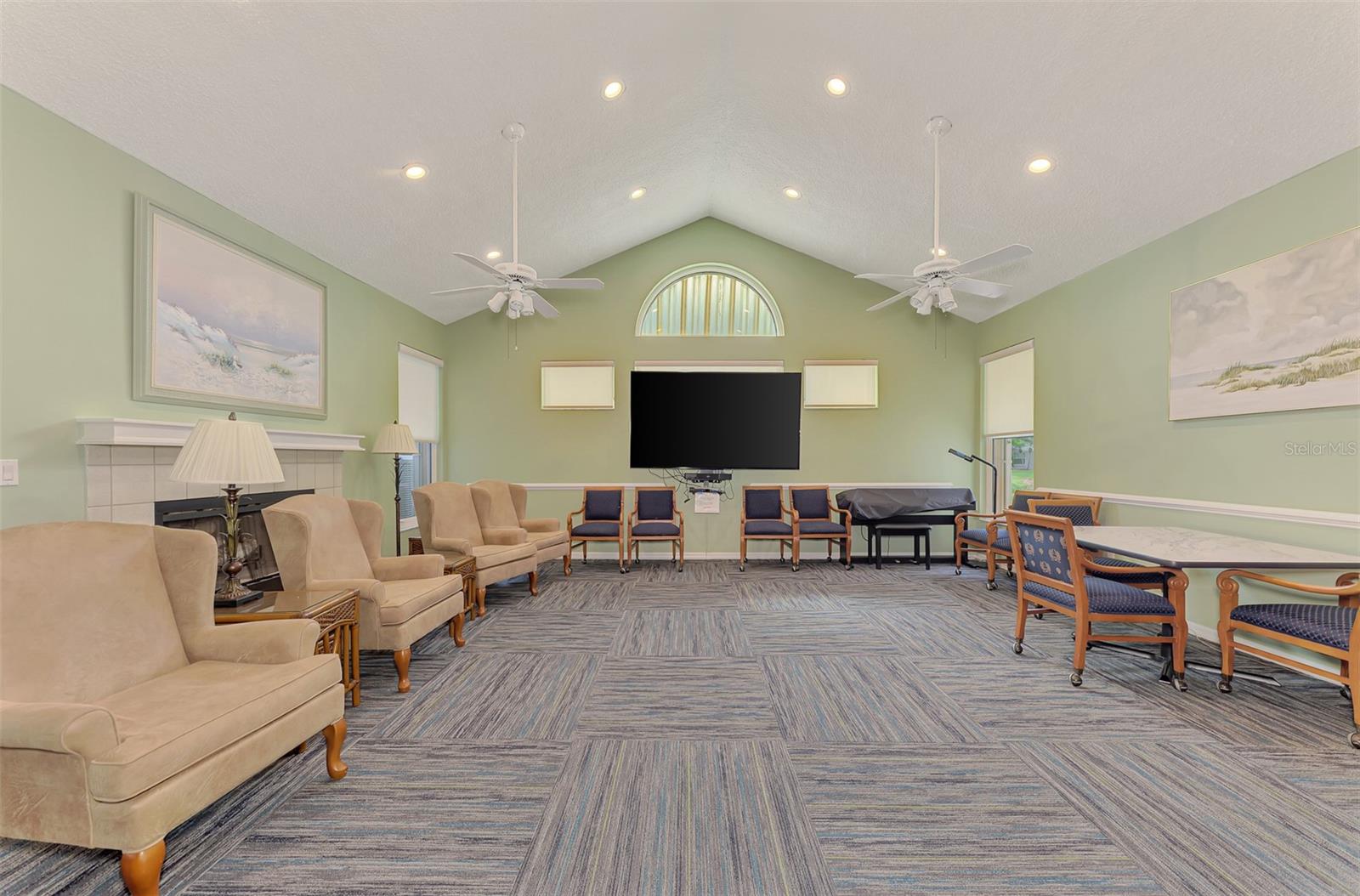426 BERMUDA ISLES CIR — photo 73