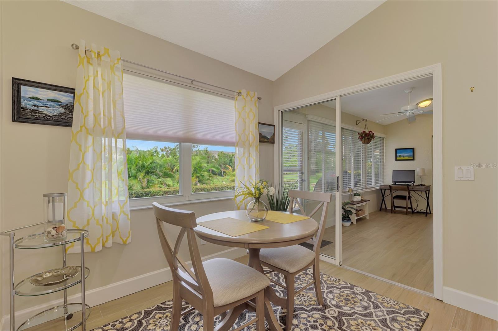 426 BERMUDA ISLES CIR — photo 35