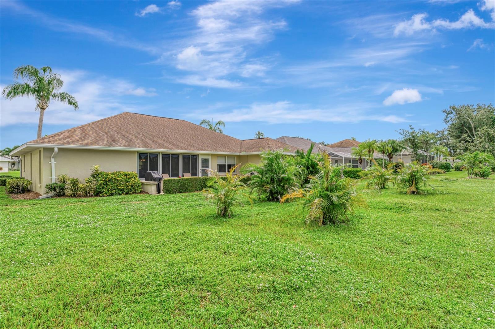 426 BERMUDA ISLES CIR — photo 63