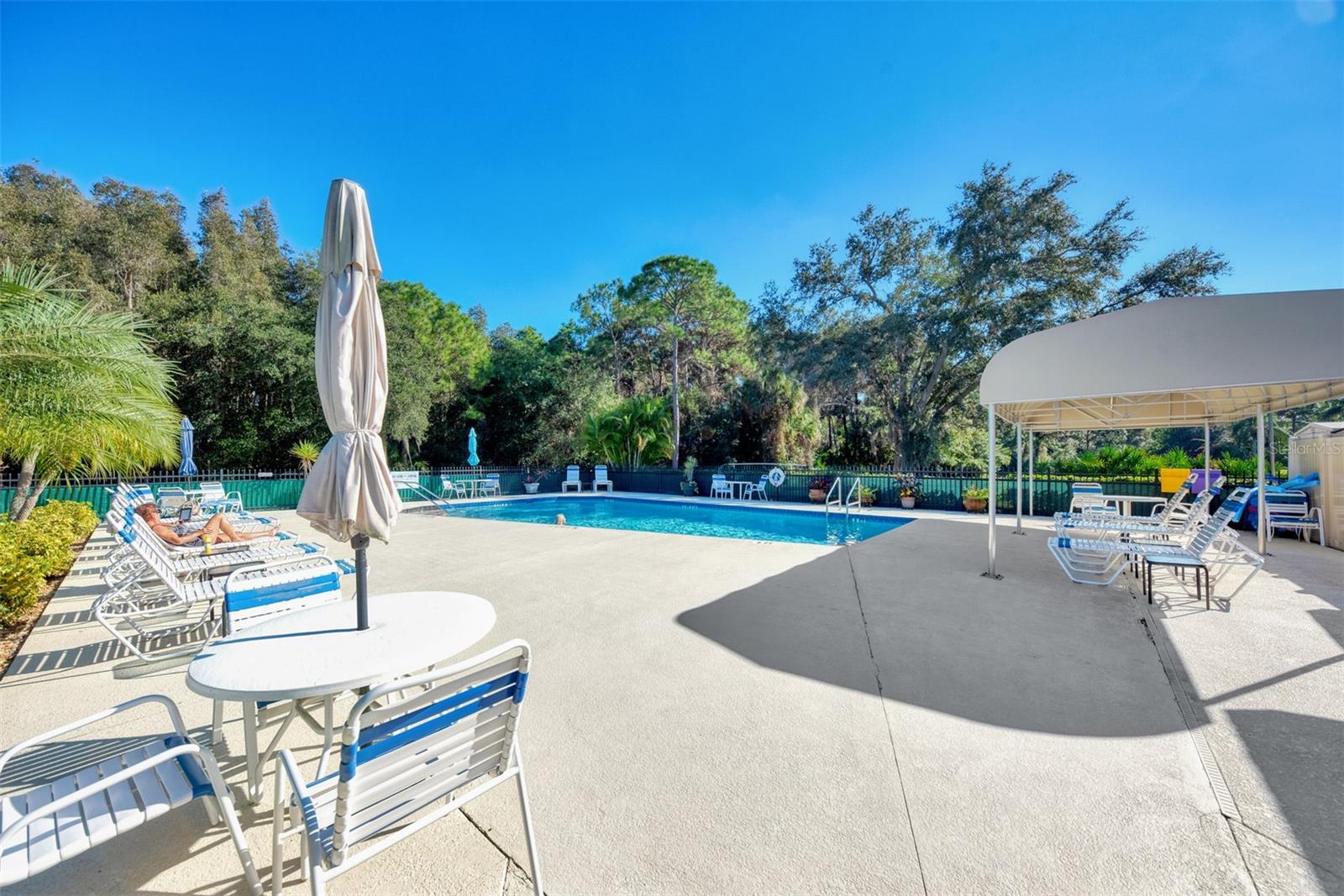 426 BERMUDA ISLES CIR — photo 82