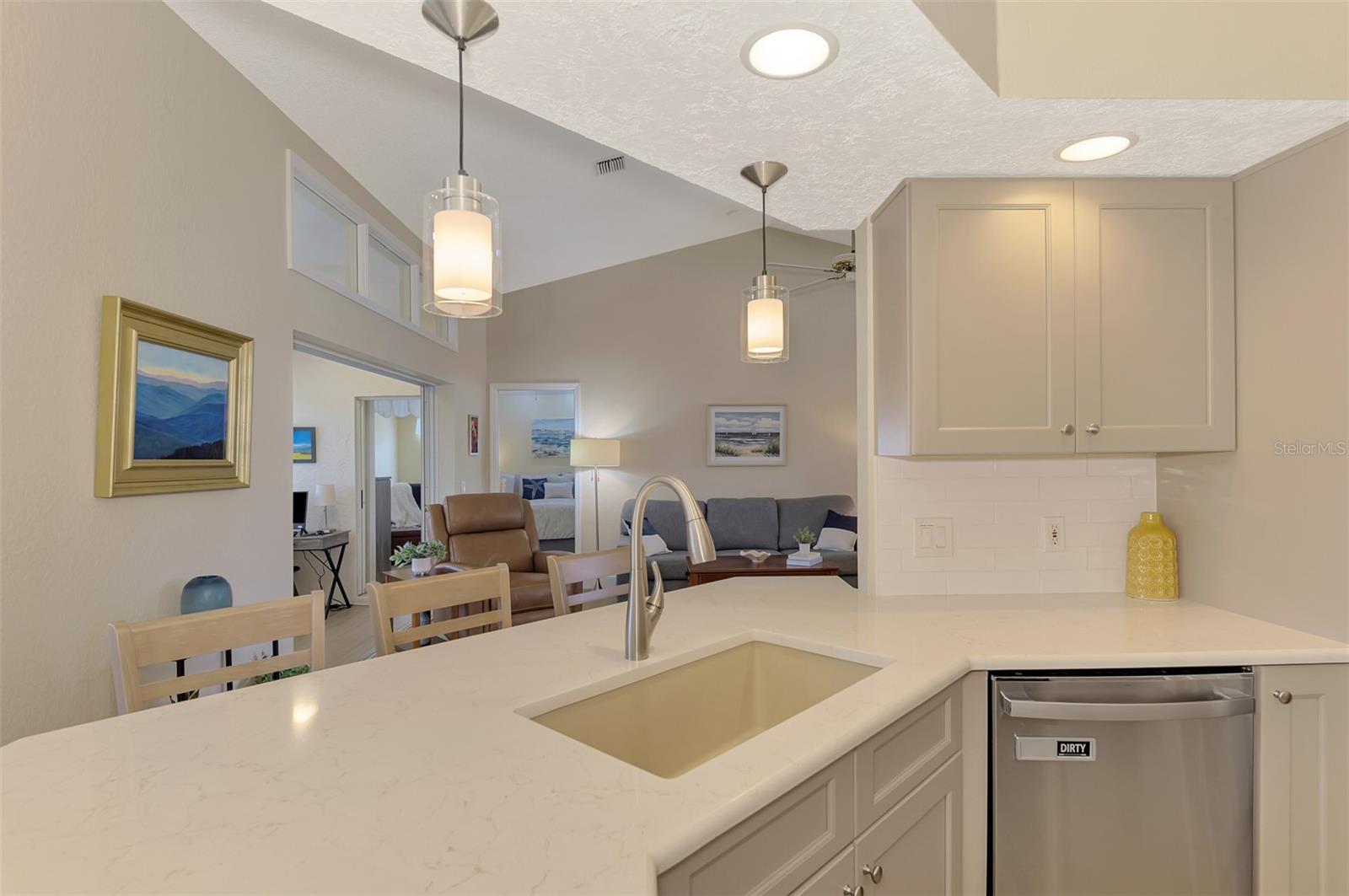 426 BERMUDA ISLES CIR — photo 22