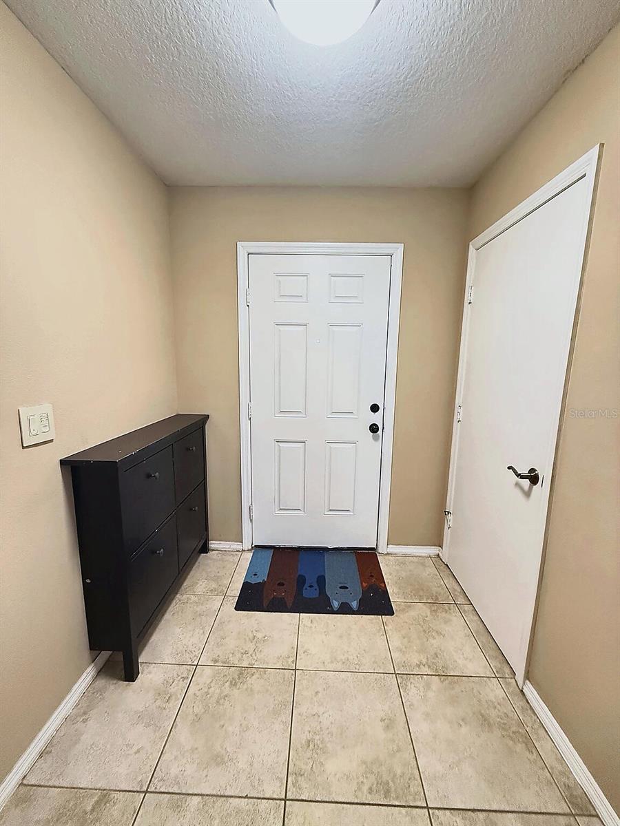 2607 OLEANDER LAKES — photo 14