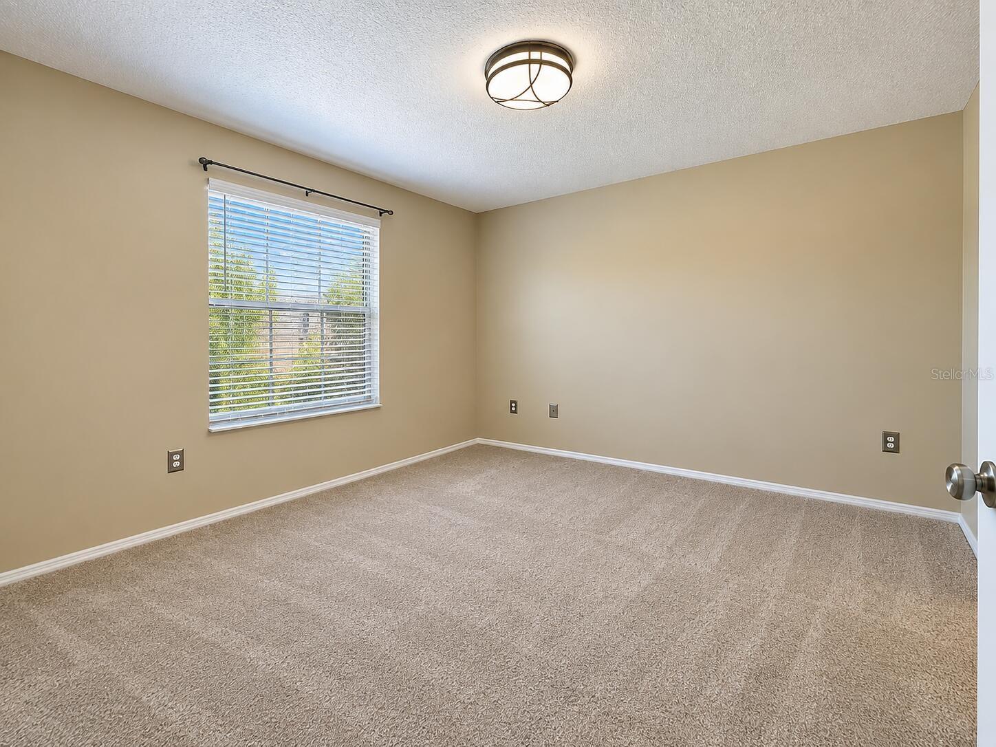2607 OLEANDER LAKES — photo 18