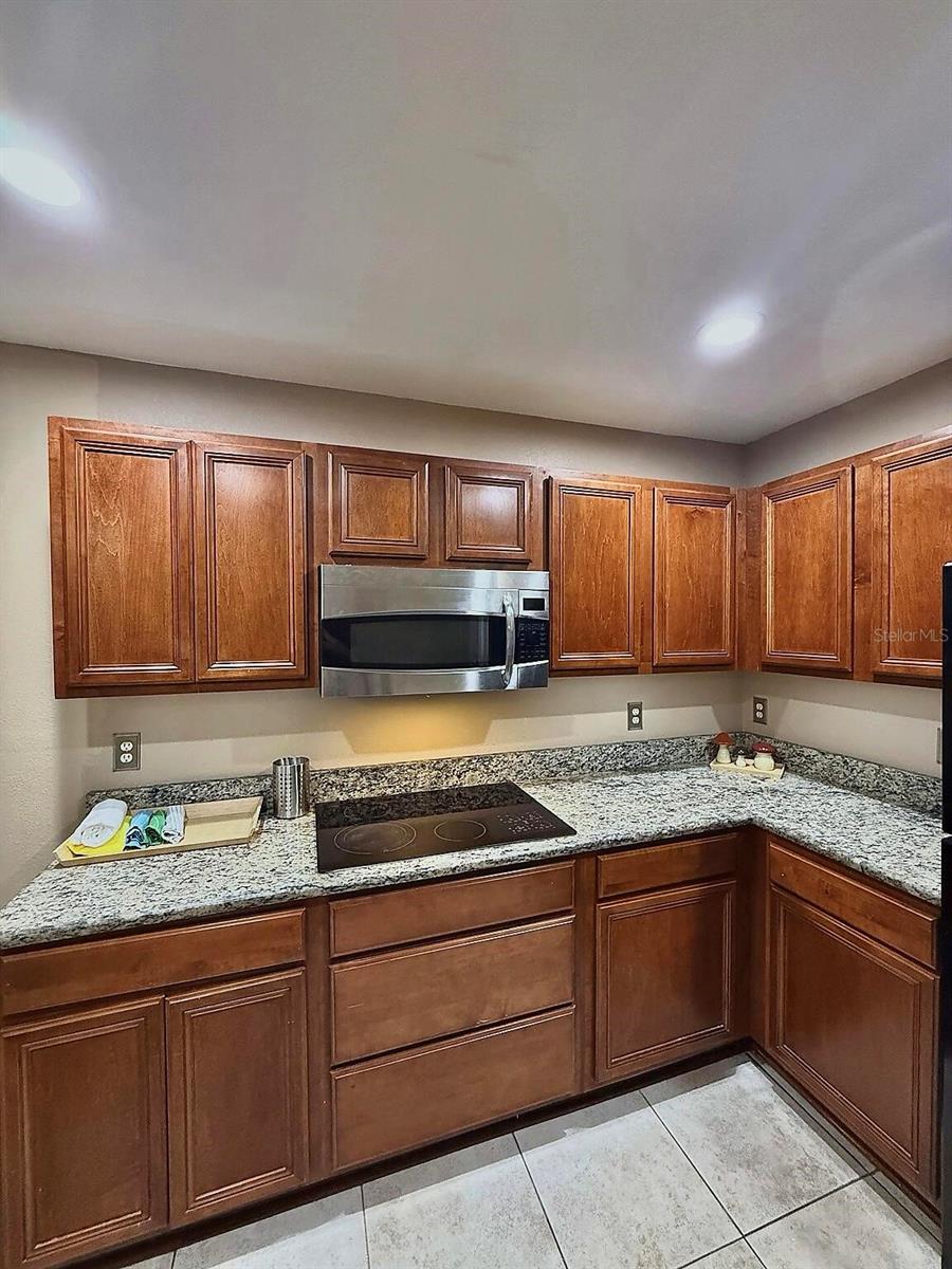 2607 OLEANDER LAKES — photo 3