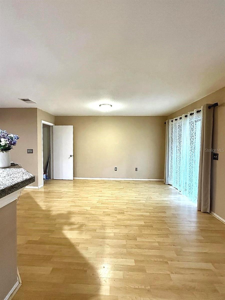 2607 OLEANDER LAKES — photo 8
