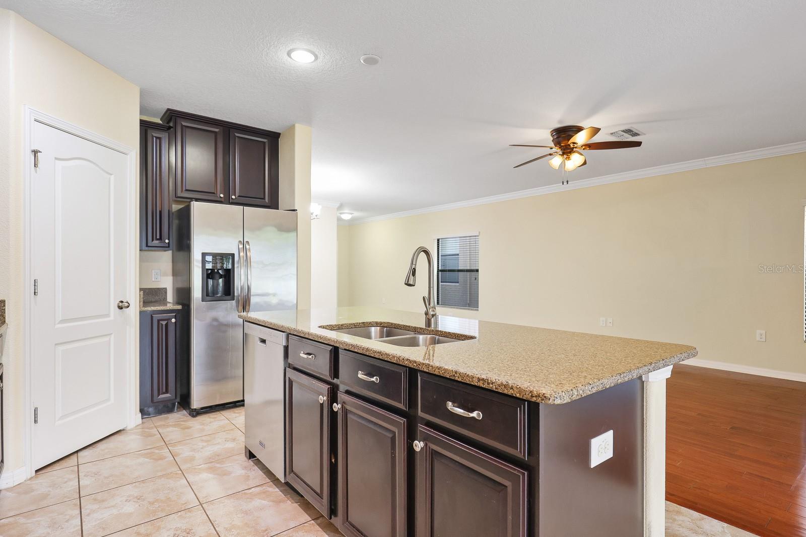 2724 GARDEN FALLS DR — photo 15