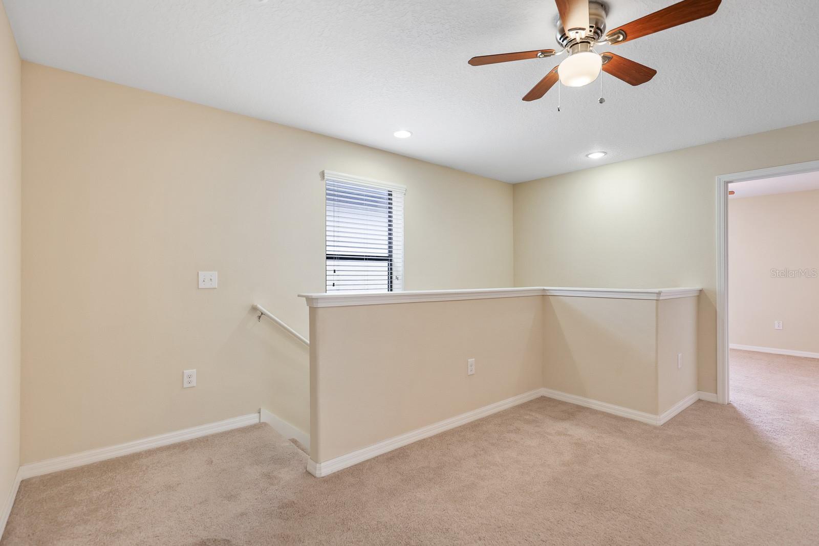 2724 GARDEN FALLS DR — photo 33