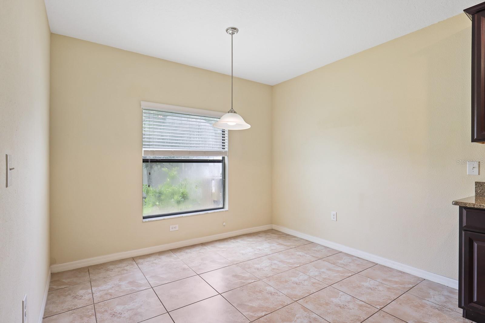 2724 GARDEN FALLS DR — photo 12