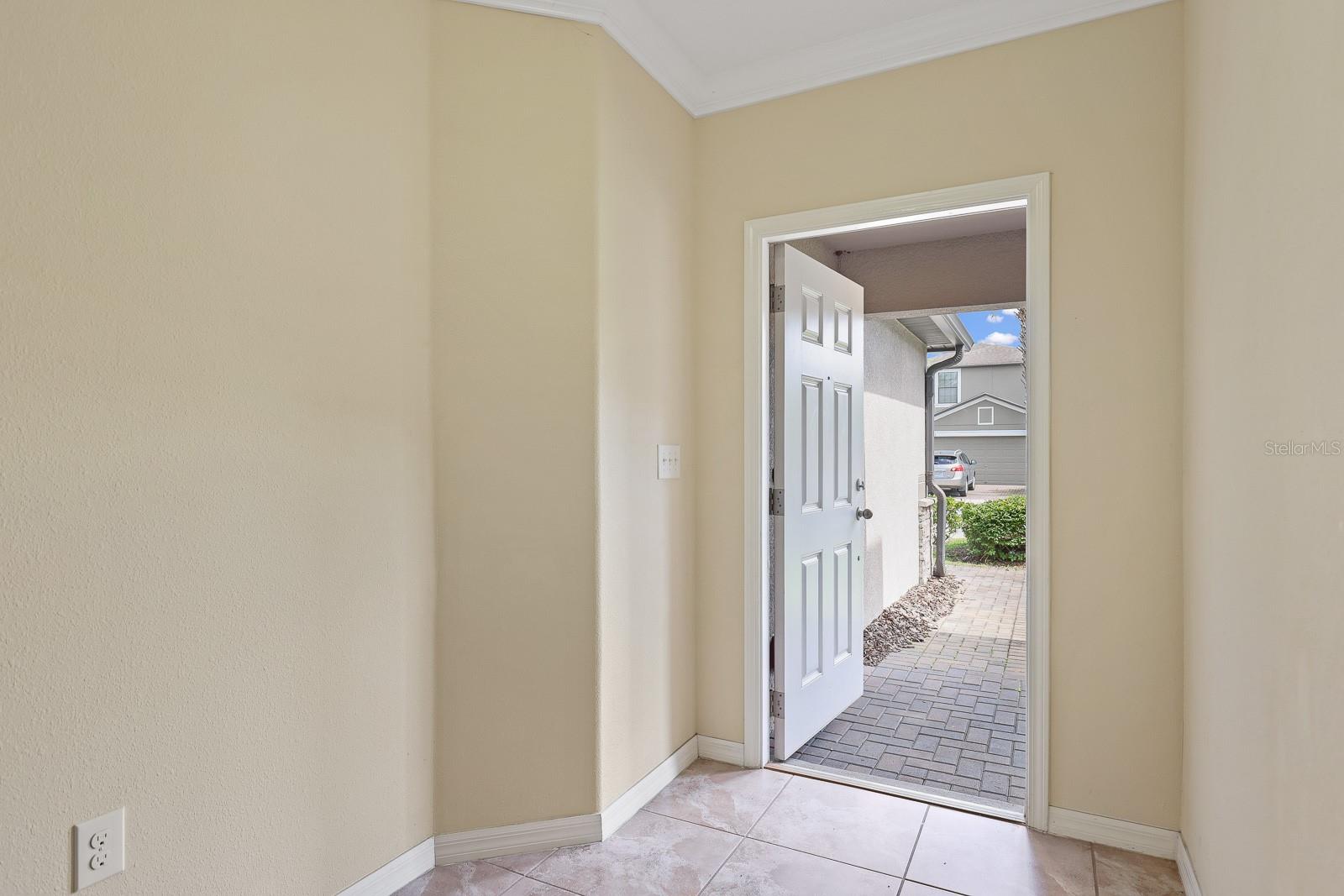 2724 GARDEN FALLS DR — photo 7