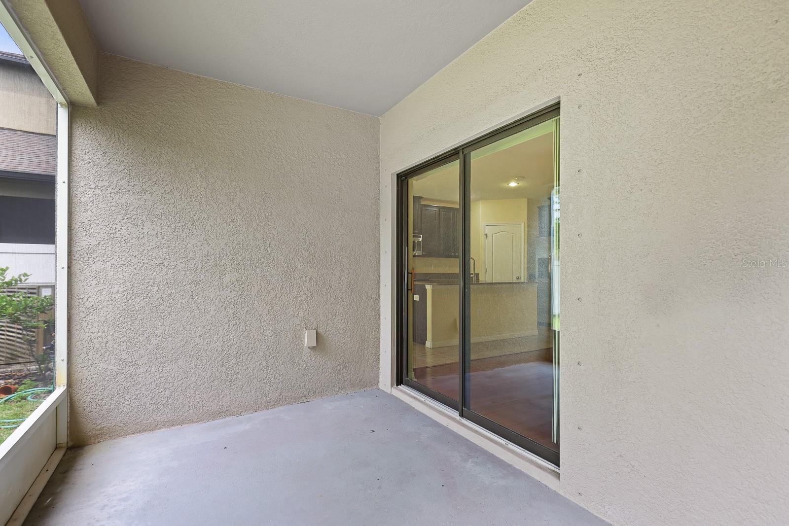 2724 GARDEN FALLS DR — photo 35