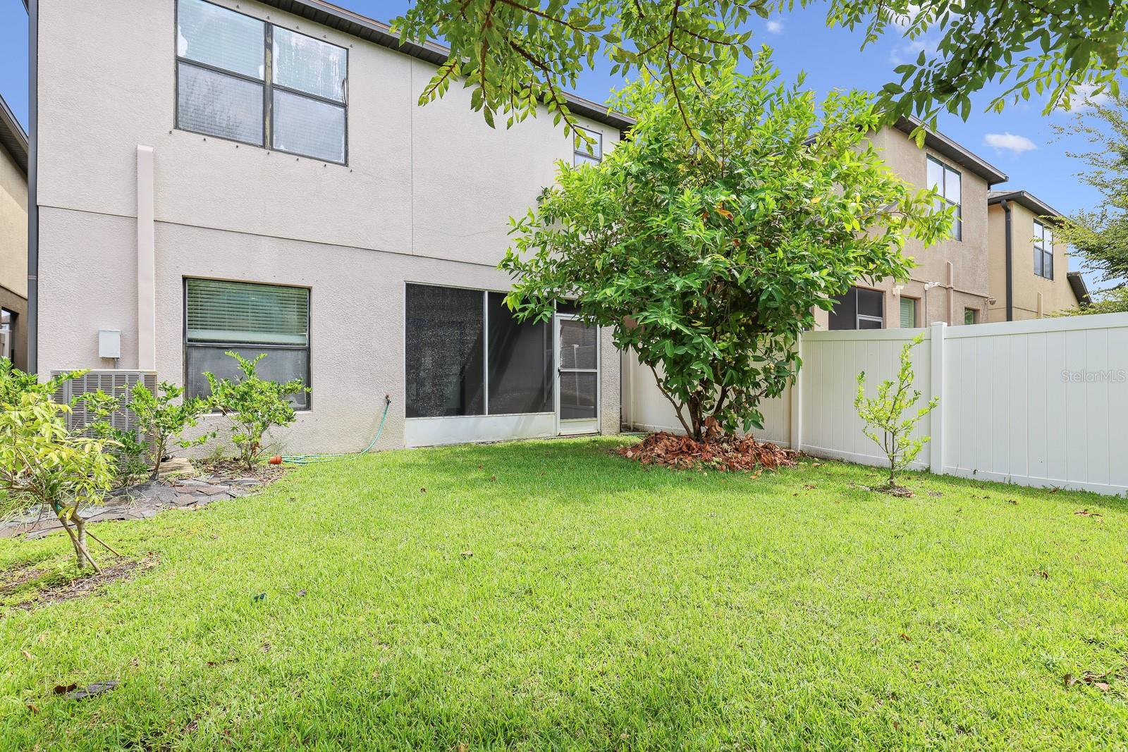 2724 GARDEN FALLS DR — photo 36
