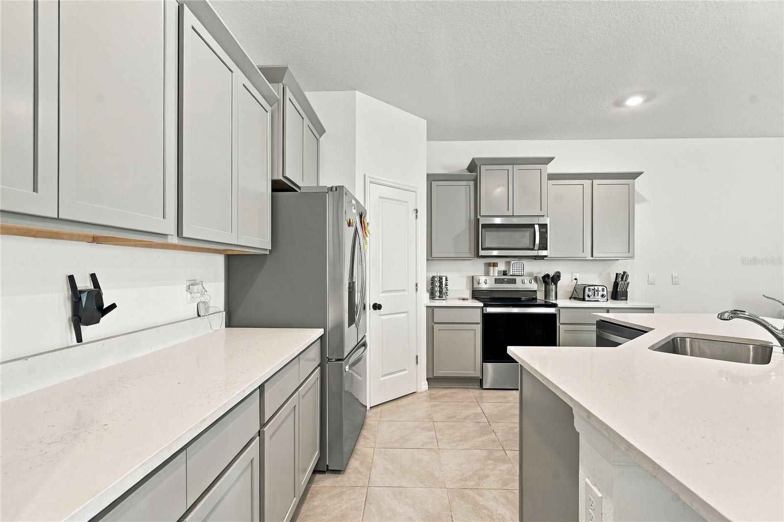 8514 BOLD CYPRESS LN — photo 14