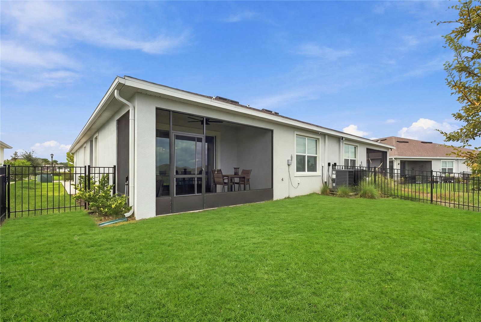 8514 BOLD CYPRESS LN — photo 35