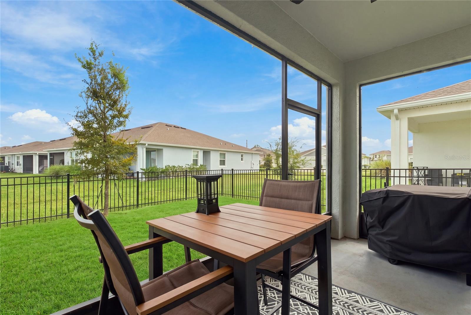 8514 BOLD CYPRESS LN — photo 32