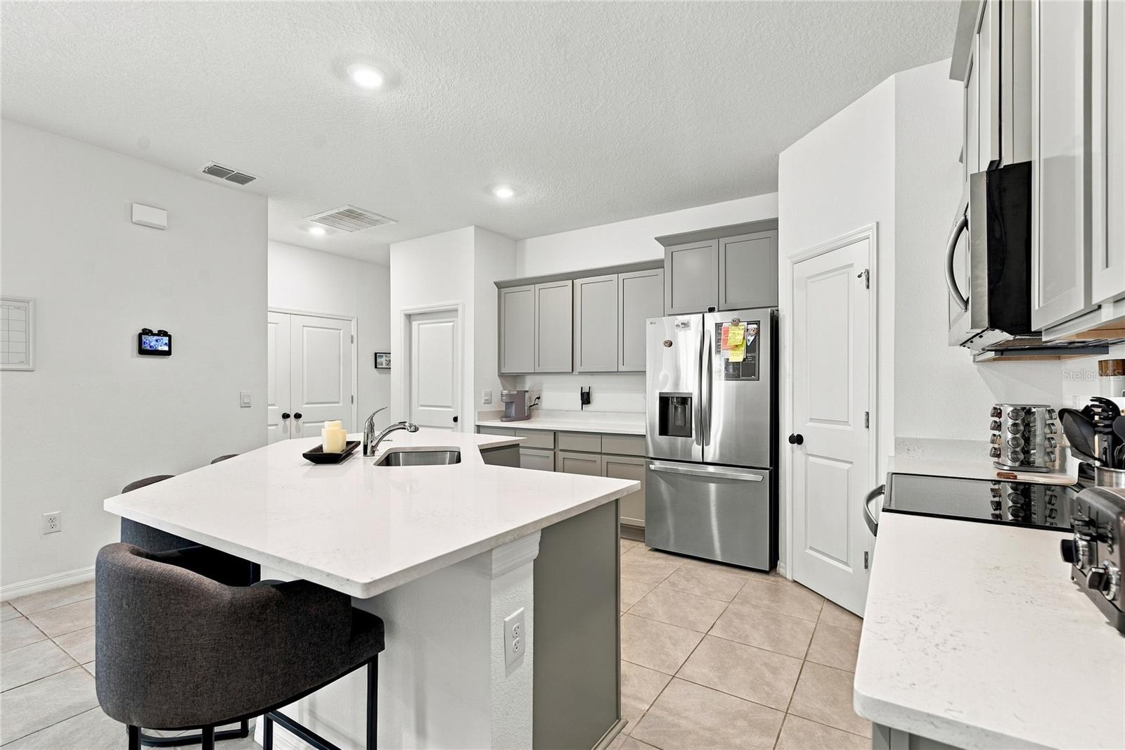8514 BOLD CYPRESS LN — photo 13