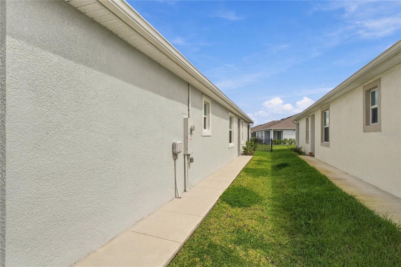 8514 BOLD CYPRESS LN — photo 45