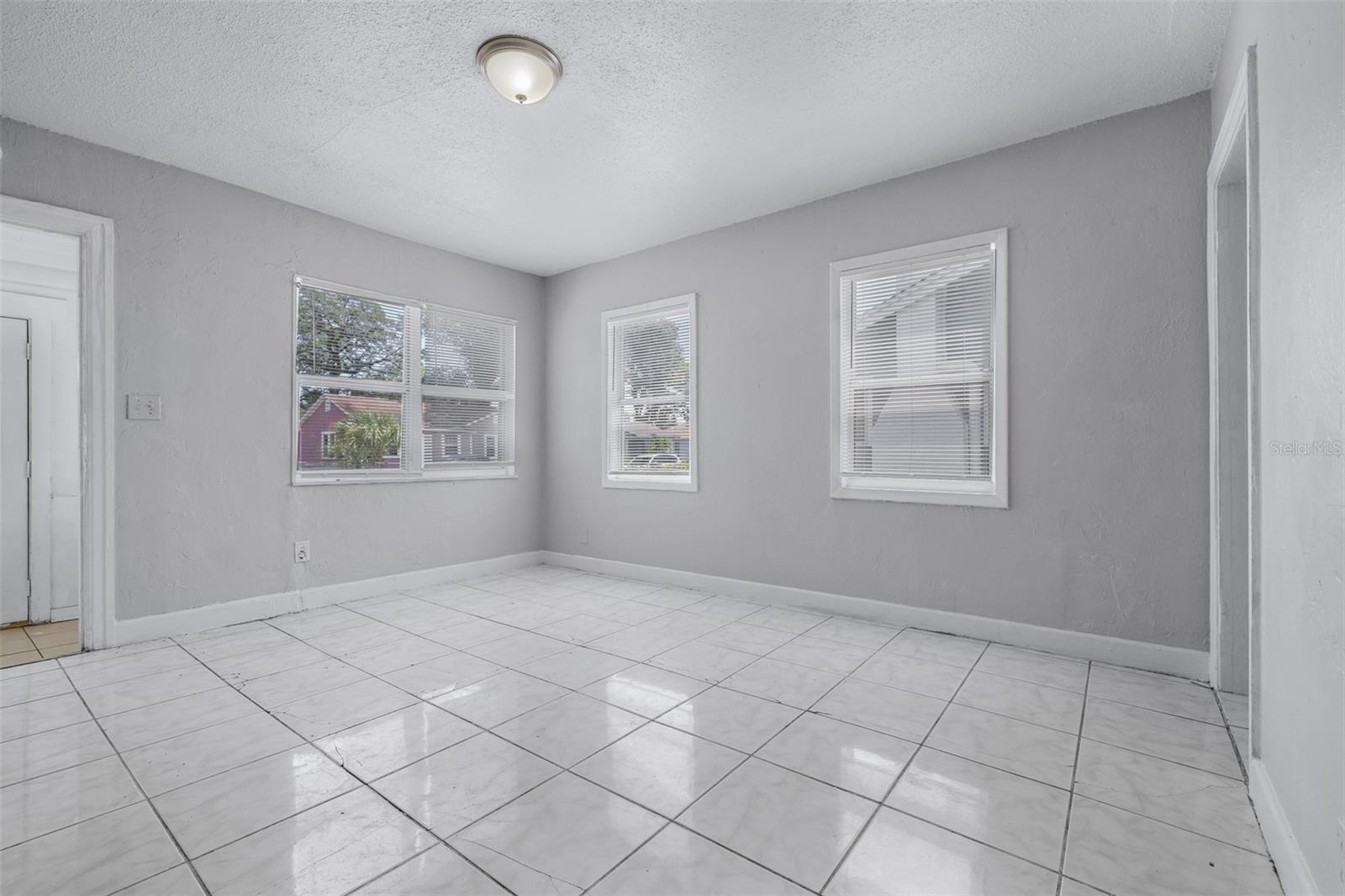 1311 PRESCOTT ST S — photo 10