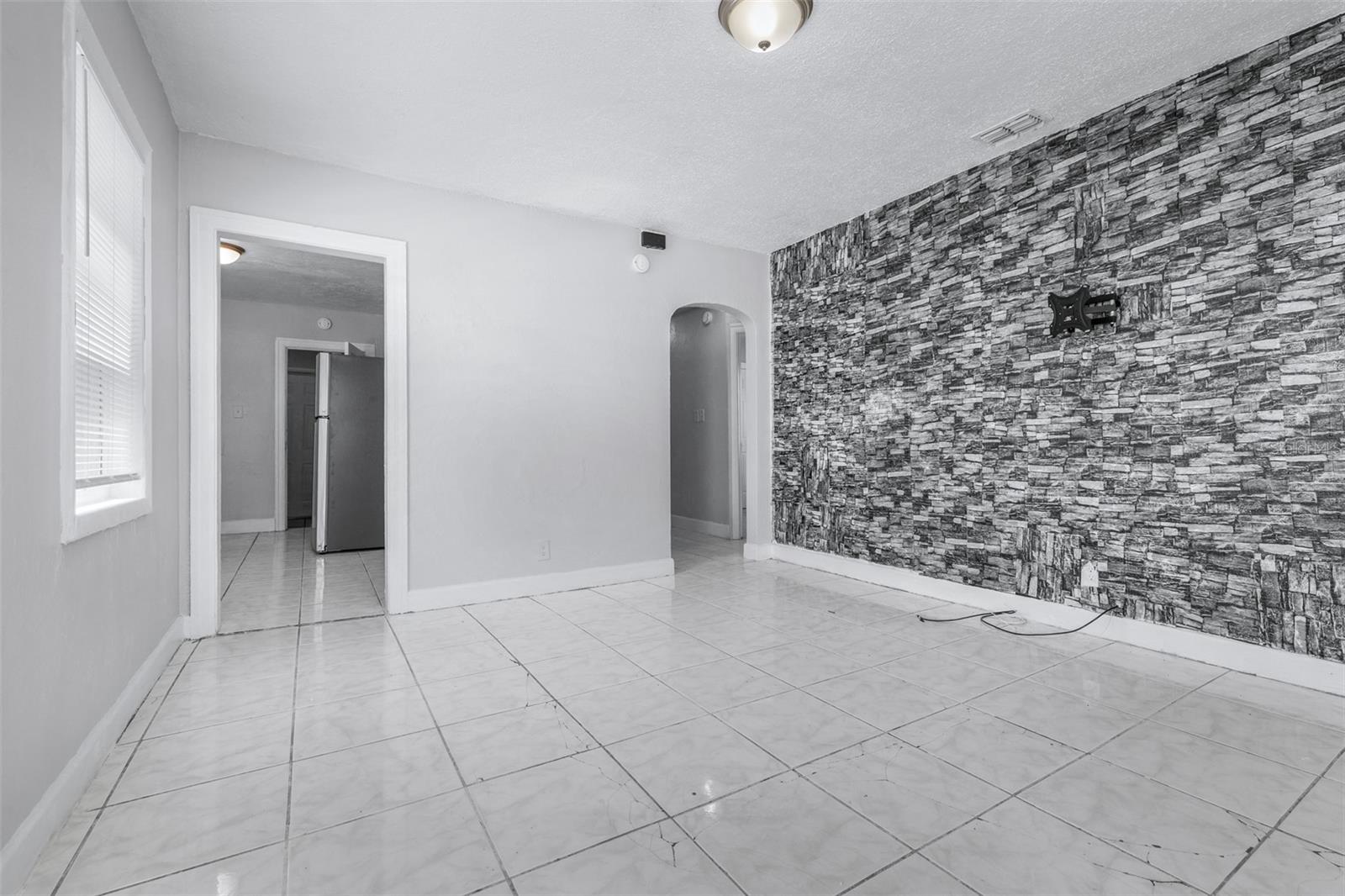 1311 PRESCOTT ST S — photo 8