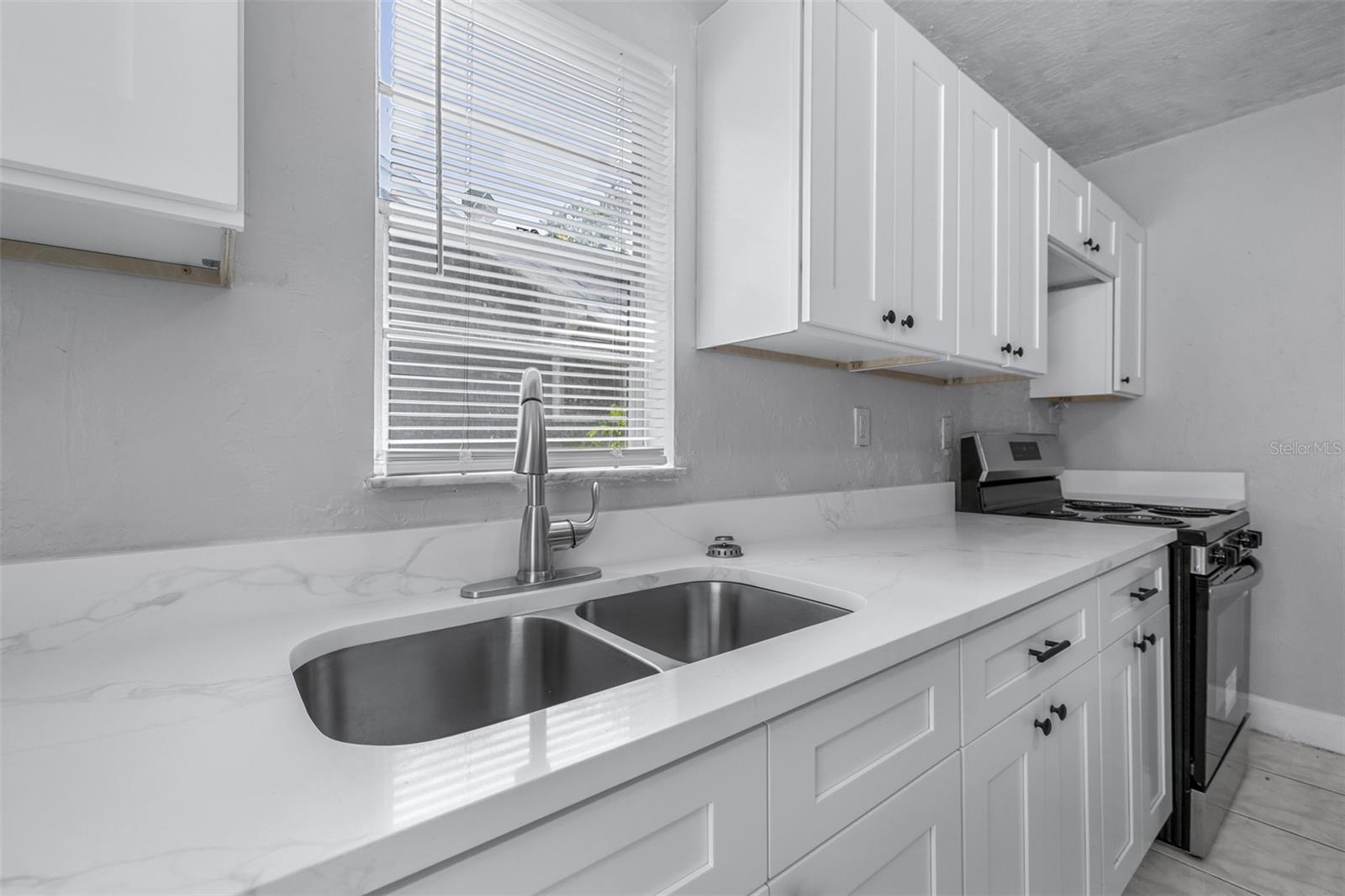 1311 PRESCOTT ST S — photo 13