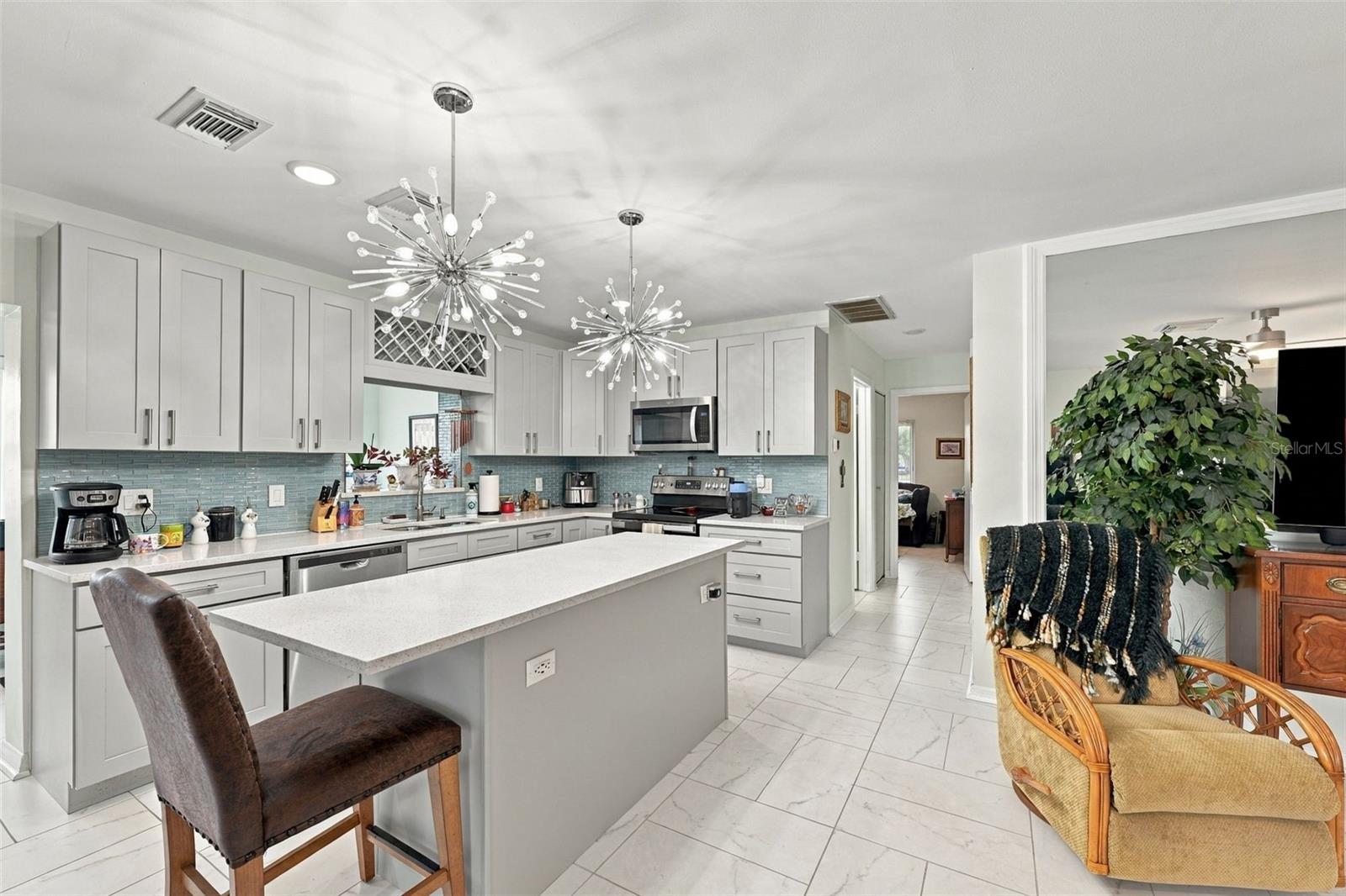 202 GLOUCESTER BLVD #357 — photo 8