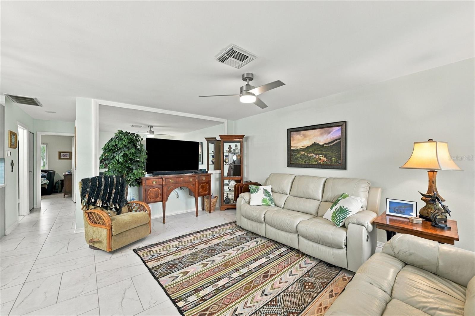 202 GLOUCESTER BLVD #357 — photo 14