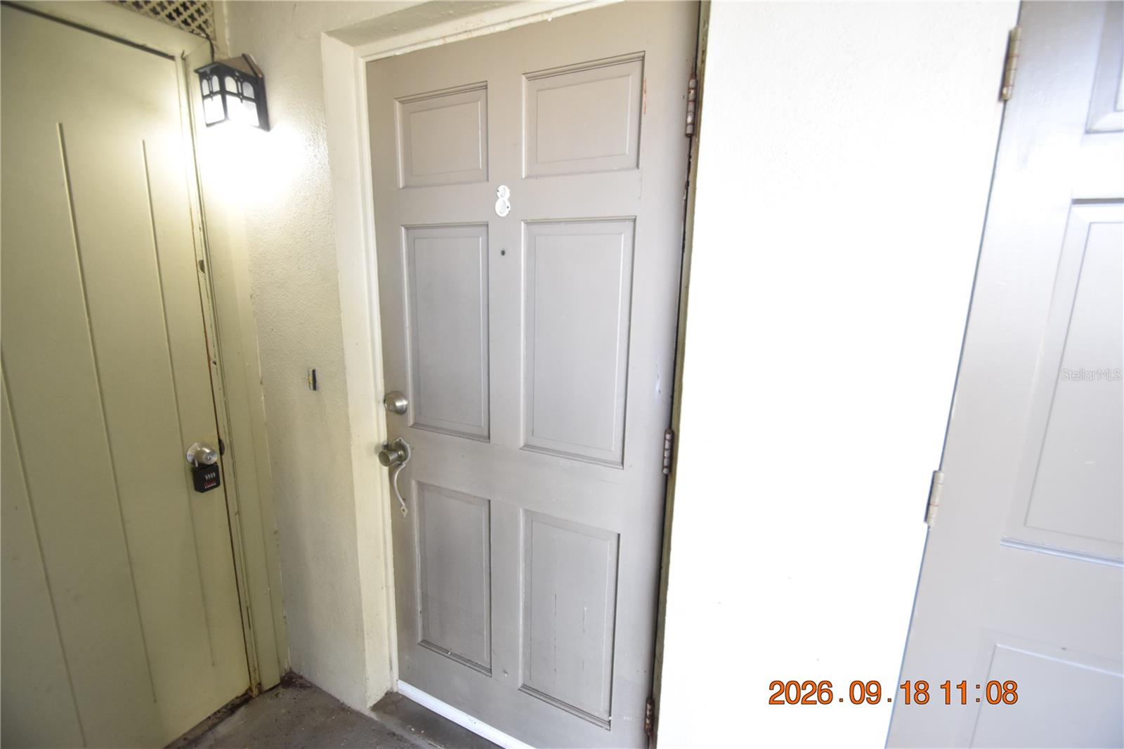 304 DANUBE AVE #8 — photo 4