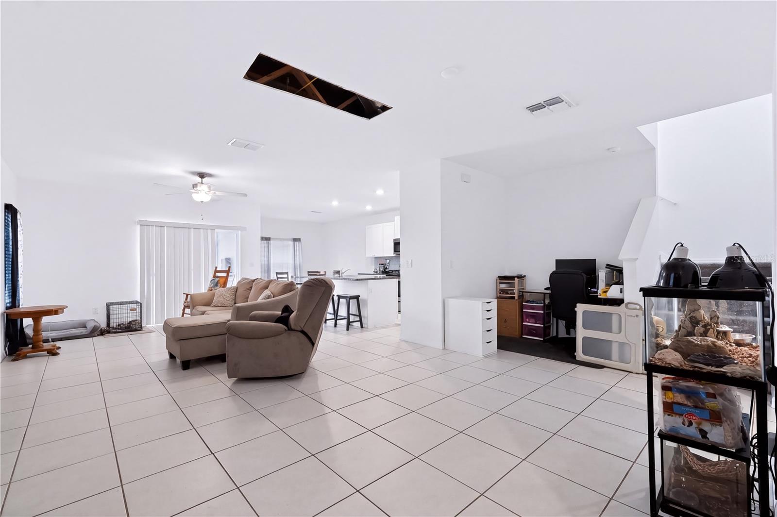6330 TEN ACRE CT — photo 13