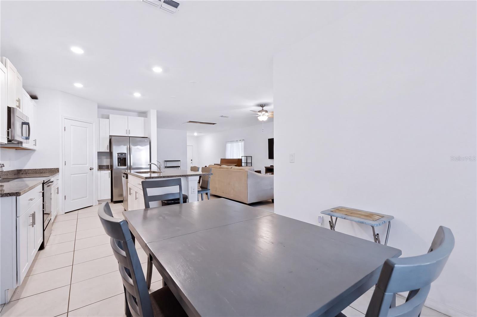 6330 TEN ACRE CT — photo 12