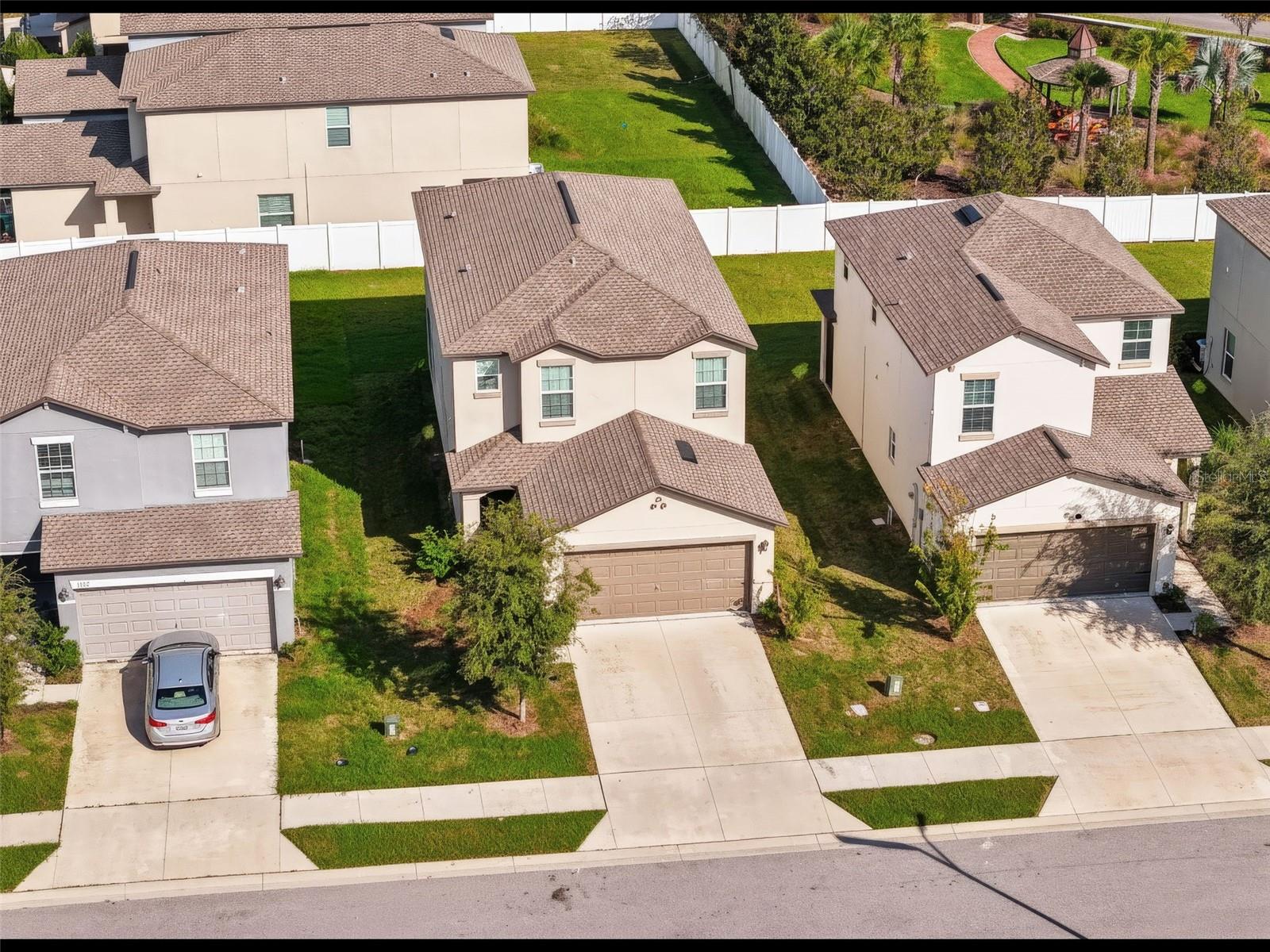 6330 TEN ACRE CT — photo 2
