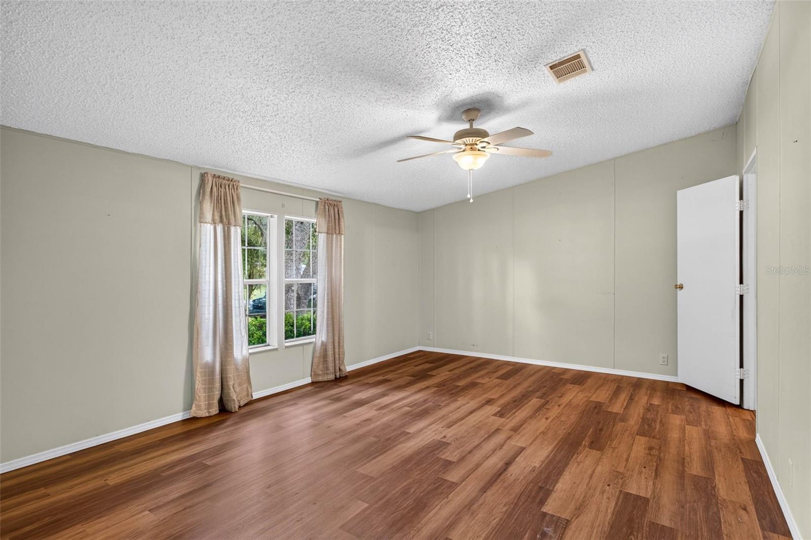 7305 TIMBER CREST LN — photo 26