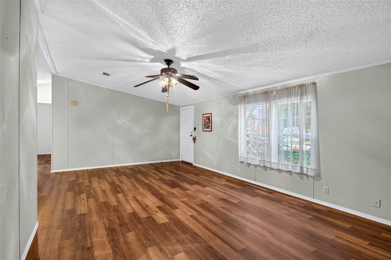 7305 TIMBER CREST LN — photo 10