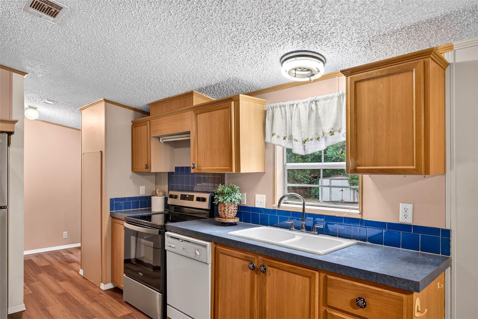 7305 TIMBER CREST LN — photo 16