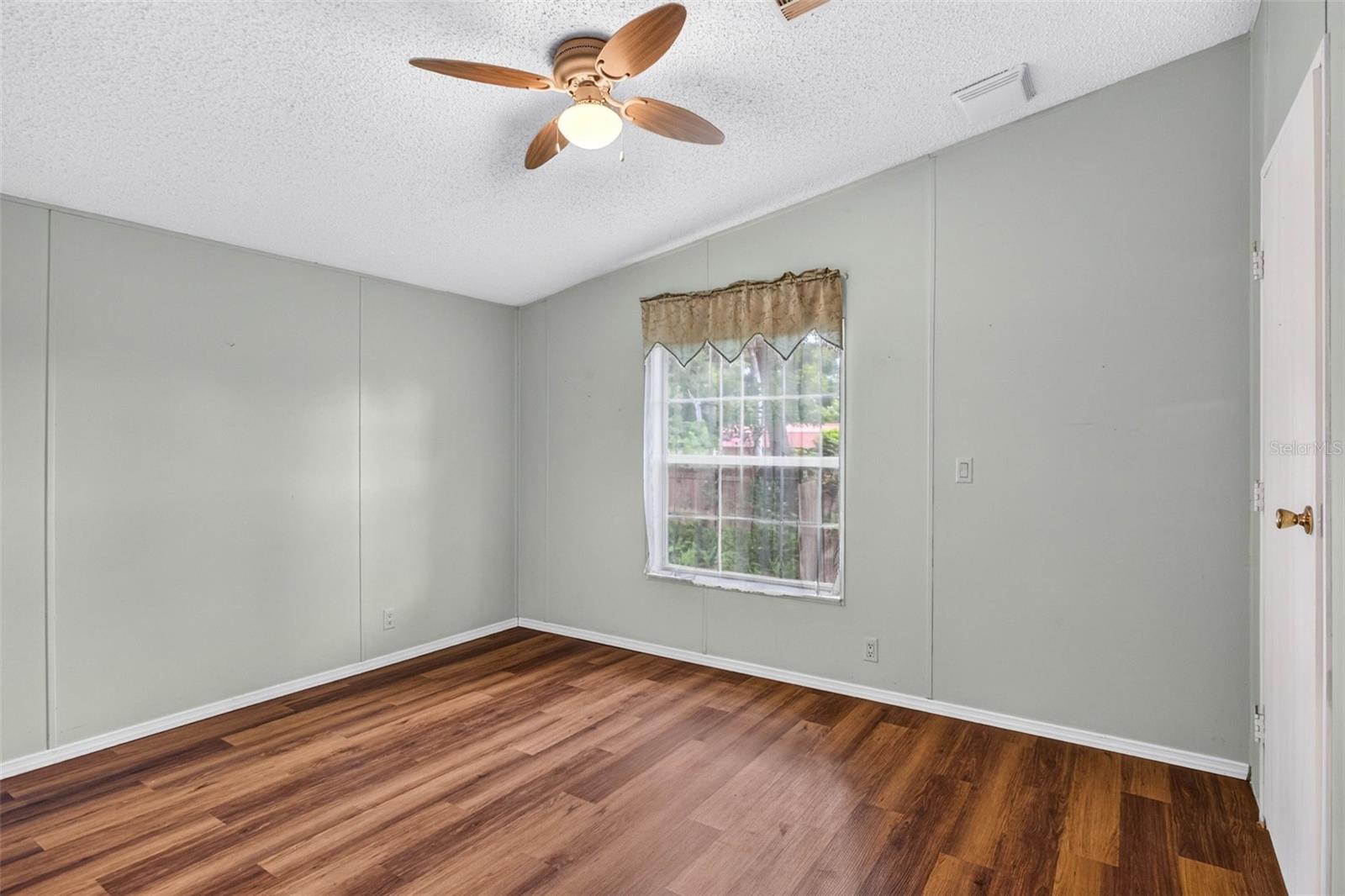 7305 TIMBER CREST LN — photo 21
