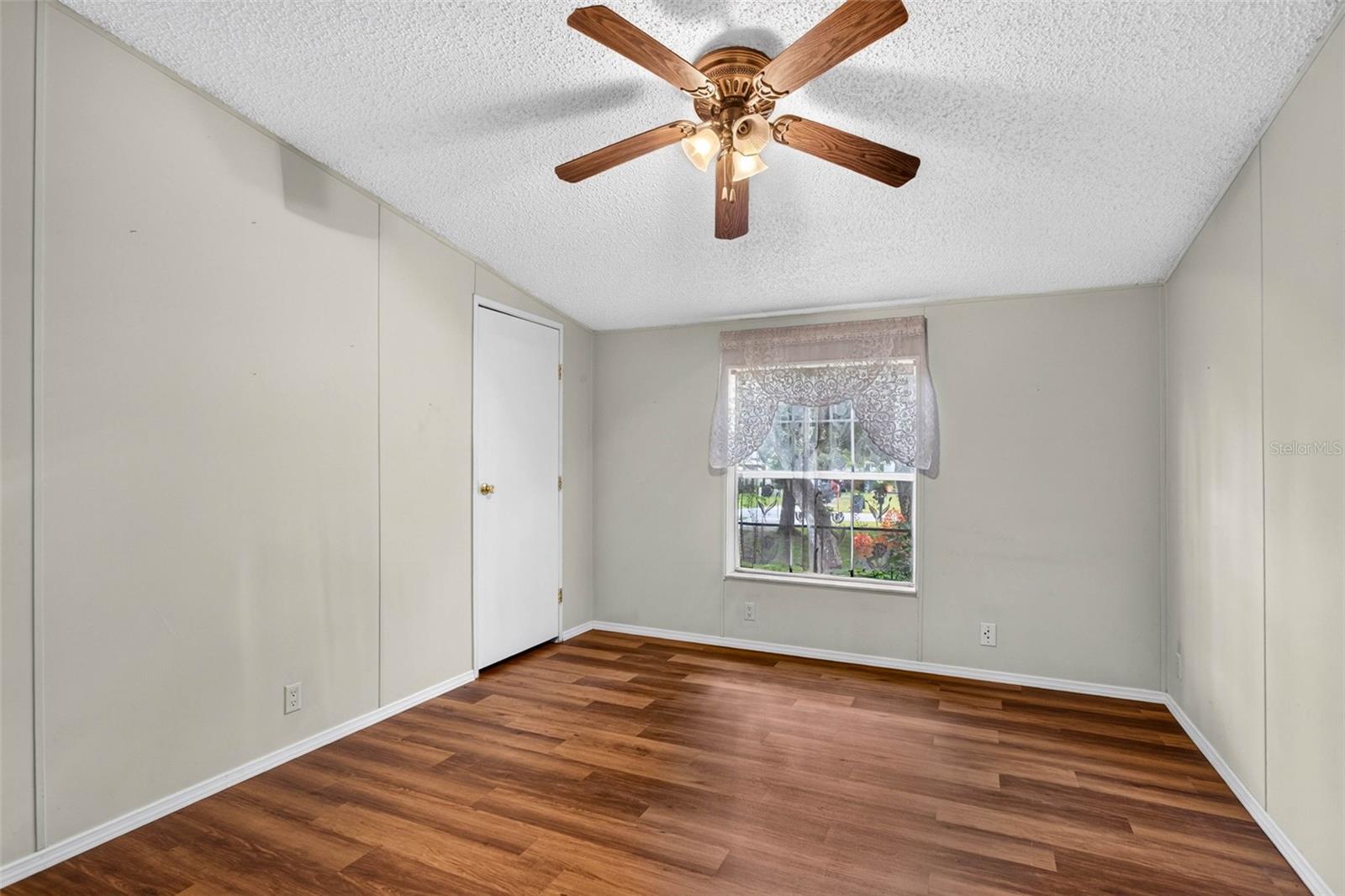 7305 TIMBER CREST LN — photo 23
