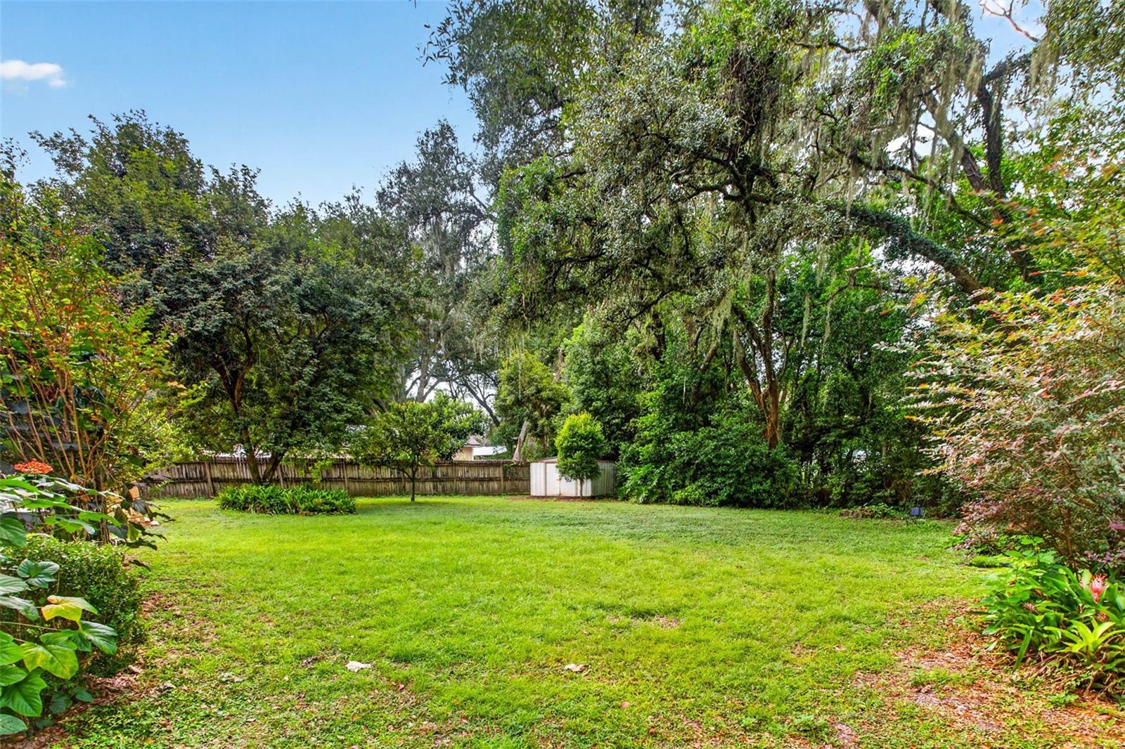7305 TIMBER CREST LN — photo 35