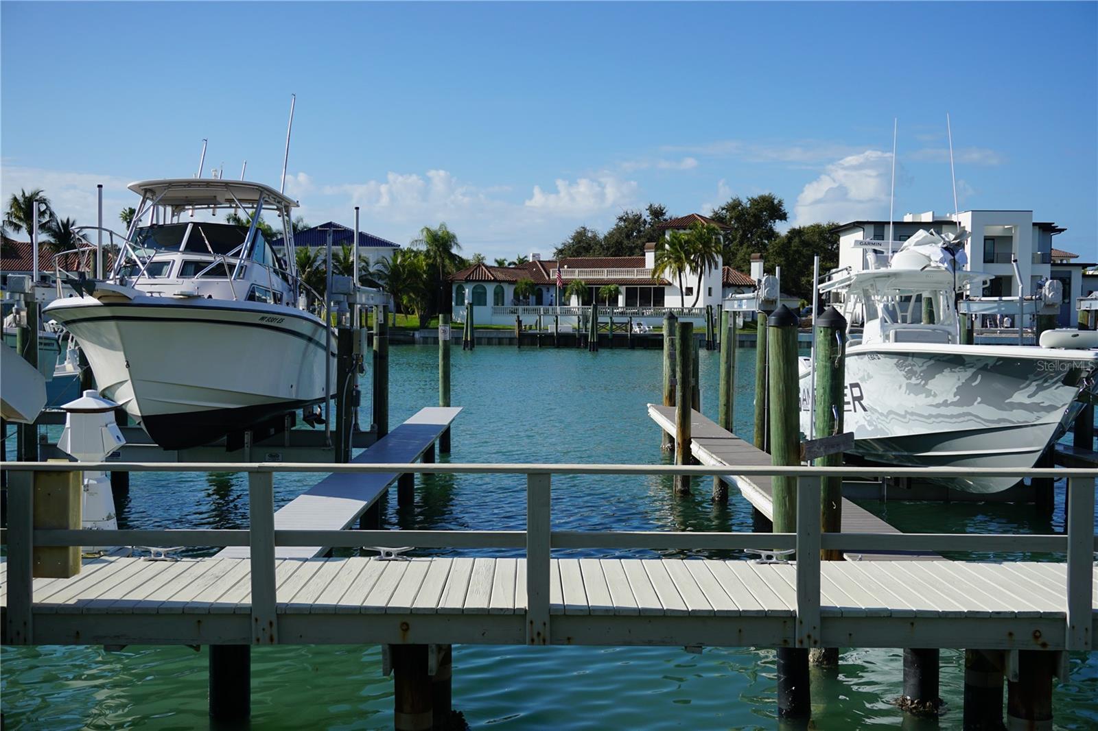 534 PINELLAS BAYWAY S #204 — photo 38