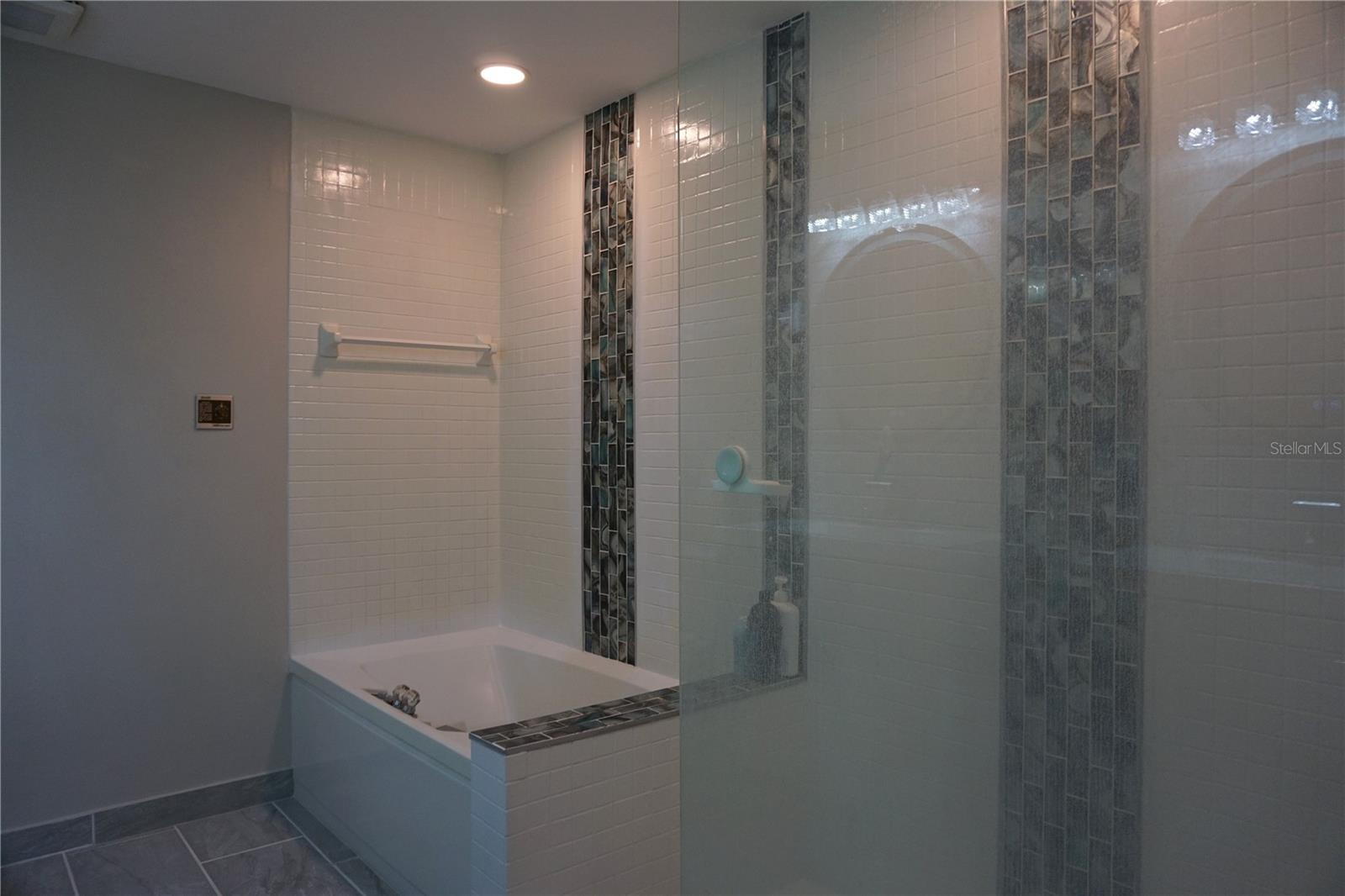 534 PINELLAS BAYWAY S #204 — photo 27